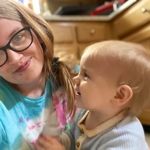 Meet your Posher, Cassandra